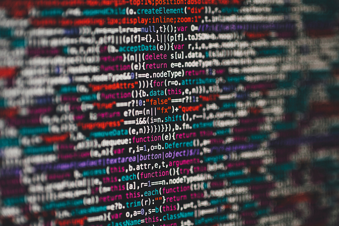 markus-spiske-466ENaLuhLY-unsplash